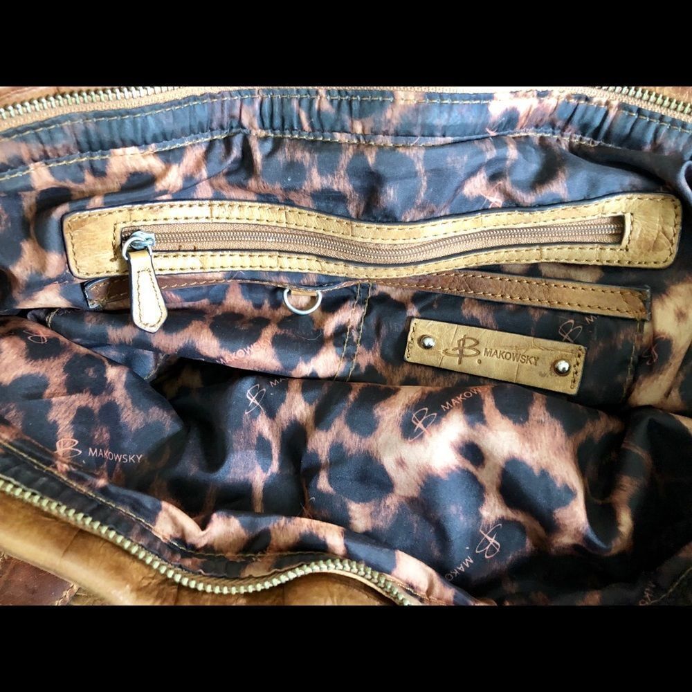 Nice sturdy leather bag by B Makowsky - Picture 7 of 7